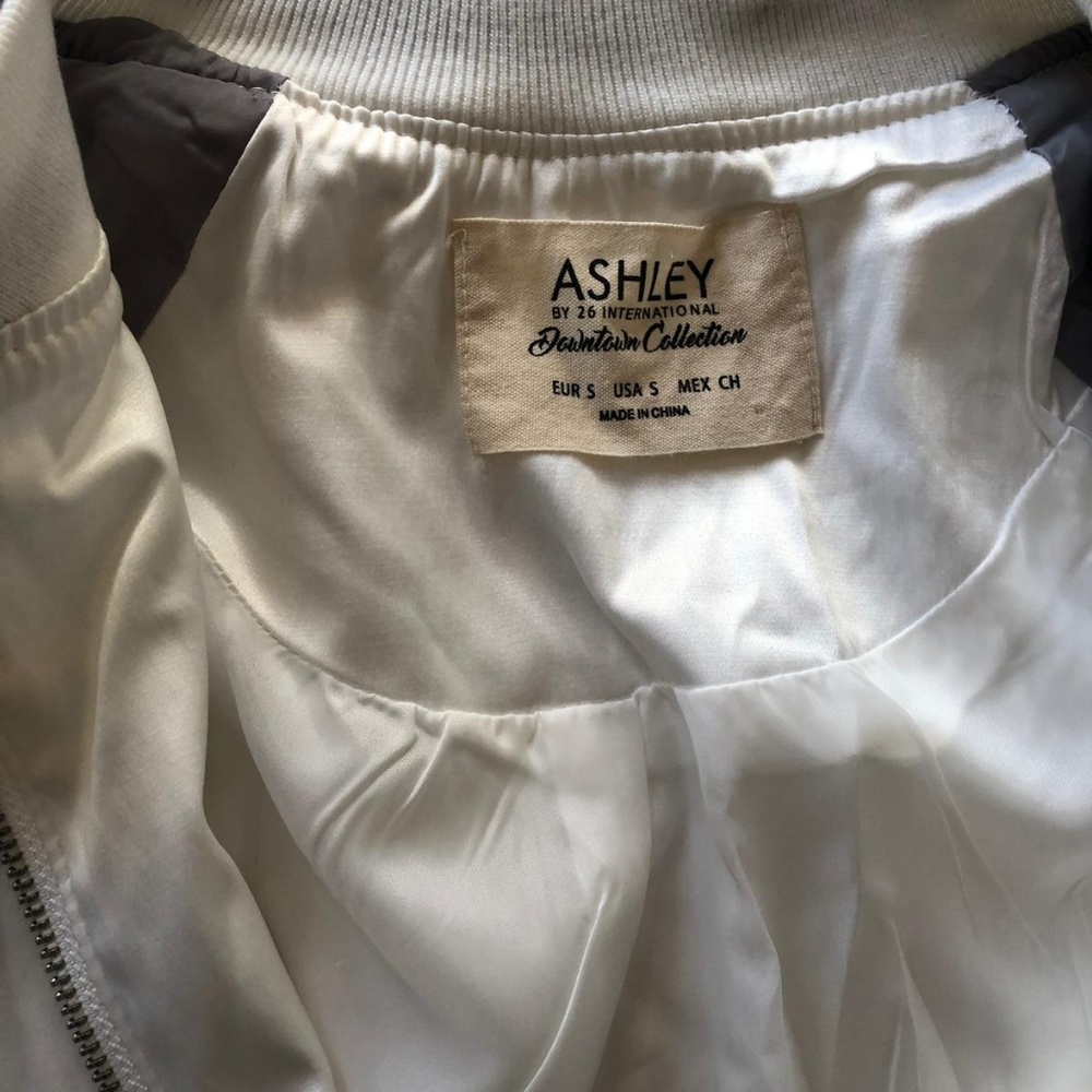 Jacket - Picture 2 of 2